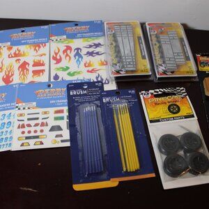 Pinewood Derby Car Supply Lot Wheels Weights Racer Wood